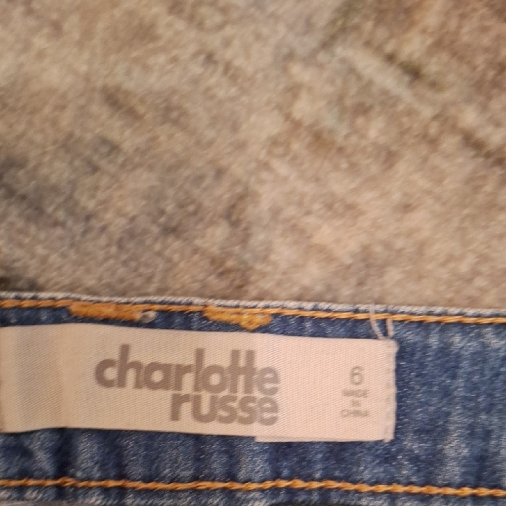 Charlotte Russe Light Blue Frayed Jean Shorts. Excellent Condition Size 6 - Picture 6 of 8